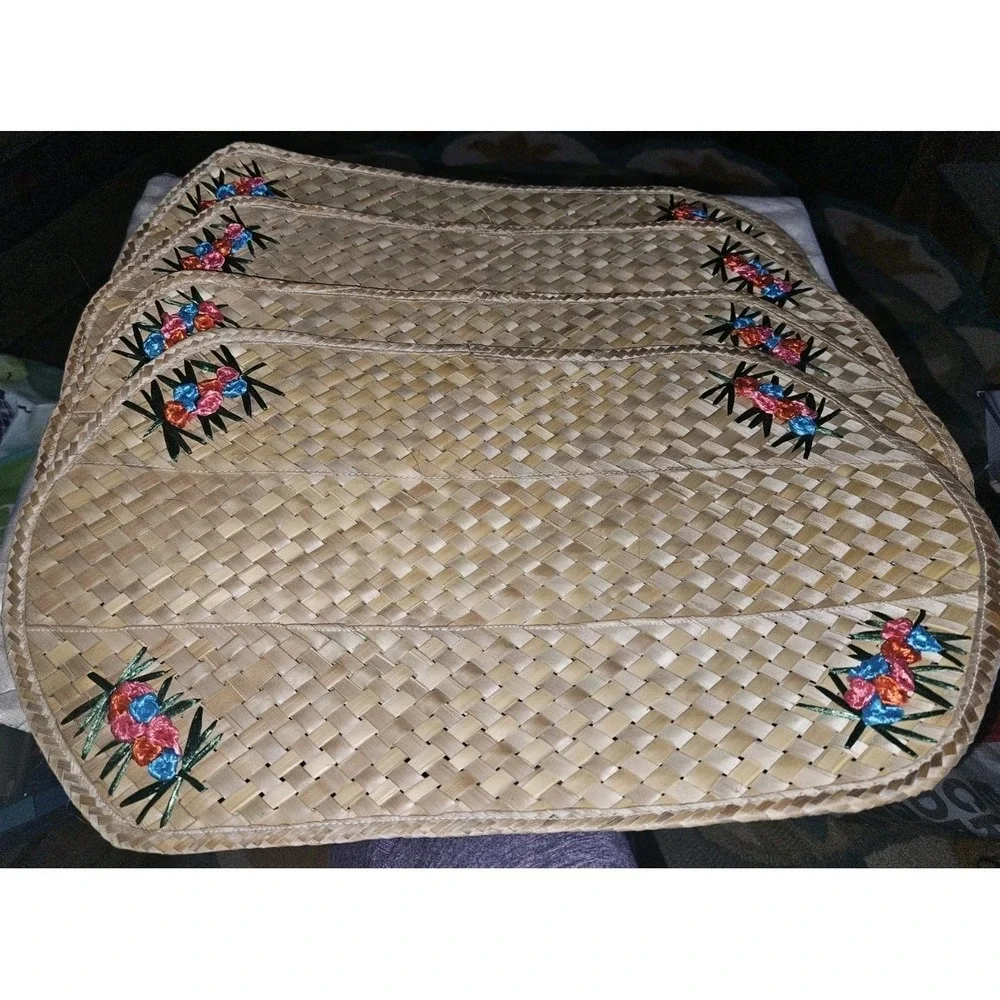Set Of 4 VTG 70s Woven Floral Wicker Rattan Oval Placemats‎ Boho Beachy Cottage